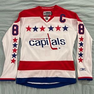 Reebok Womens Capitals Winter Classic 2011 Ovi jersey - S
